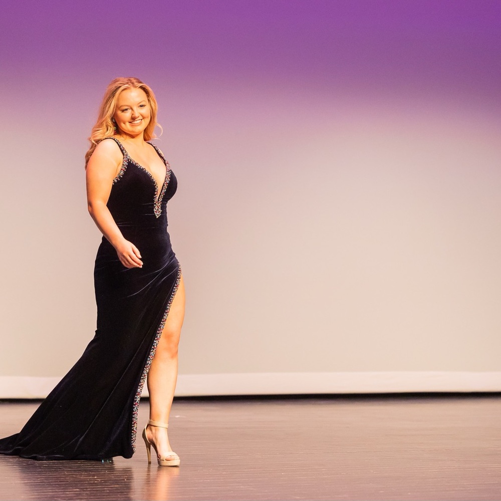Beautiful Navy Jovani gown